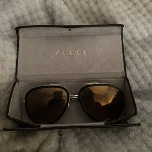 Authentic Gucci Aviator SunGlasses